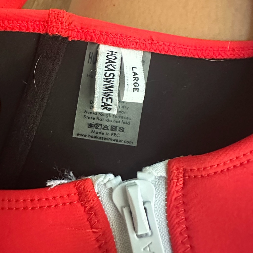 Red Zipper Bikini Set - Picture 4 of 7